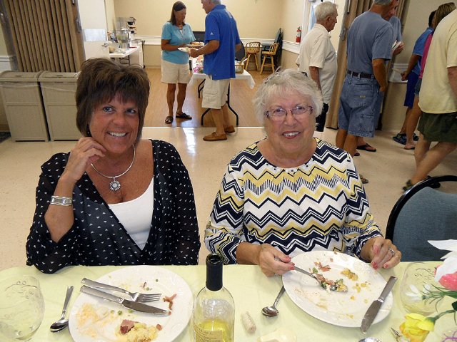 Easter Dinner - 2015 - Slide 25