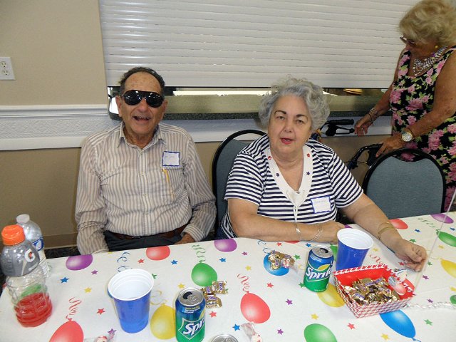 Les Downings 90th birthday Party - Slide 10