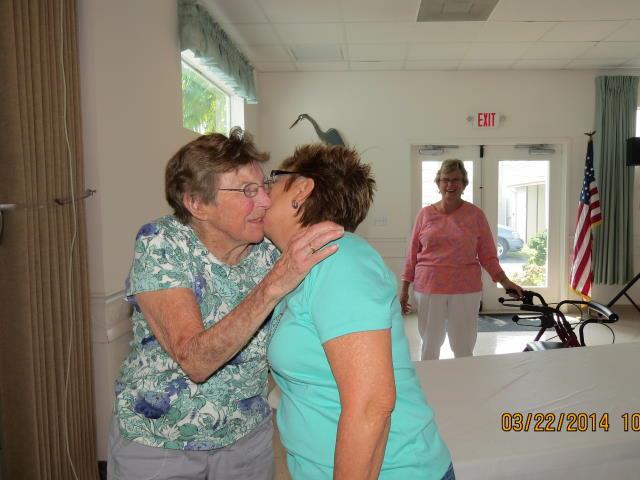 Coffee and Doughnuts with Muriel Lyon <br>
Photos by Nora Szabo - Slide 22