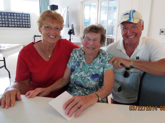 Coffee and Doughnuts with Muriel Lyon <br>
Photos by Nora Szabo - Slide 26