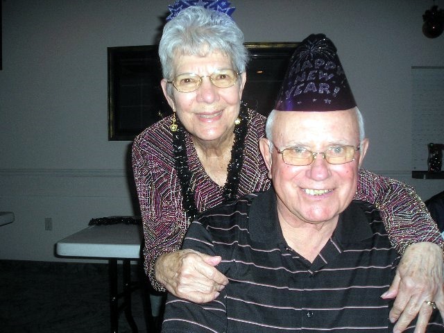 New Years Eve at Gulf to Bay <br> Photos by Ivamae Janes - Slide 13