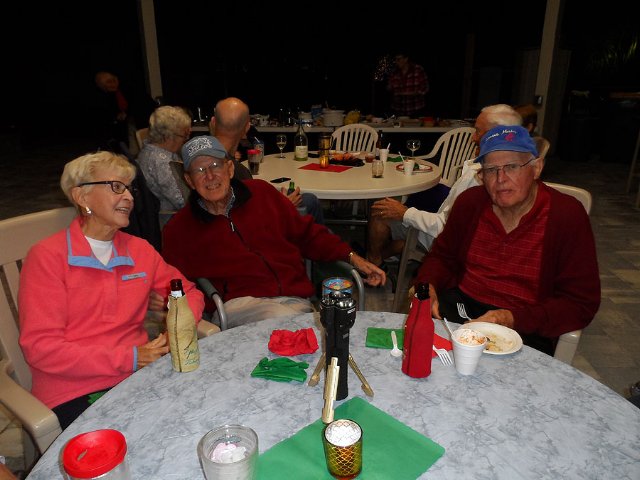 Christmas Tree Lighting Party Nov 30 2018 - Slide 13